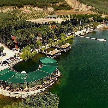 Iznik Askania Экстерьер фото