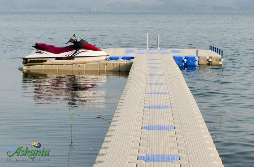 Iznik Askania Экстерьер фото